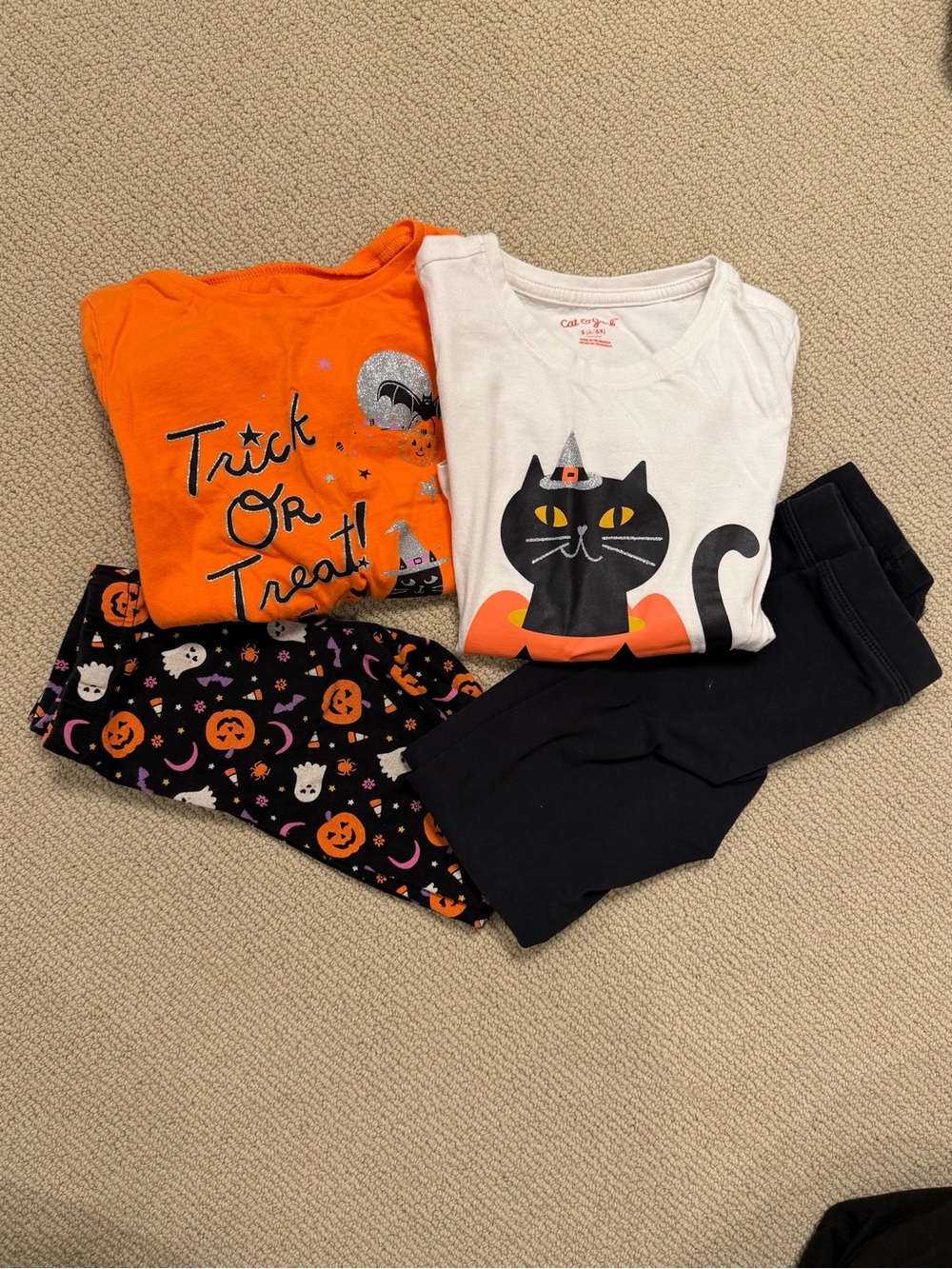 Halloween Bundle: long sleeve top x2 and Leggings x2: size 6